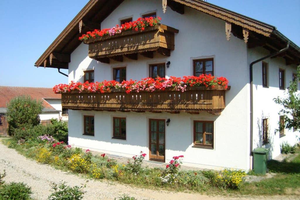 Bergmann Apartman Burgkirchen an der Alz Kültér fotó